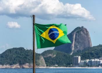 Brazil’s Supreme Court Shuts Down Early as Political Chaos Mounts